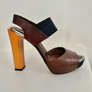 MARNI 🧡🤎 Platform Leather Slingback Heels with Chrome and Patent Accents Size 37